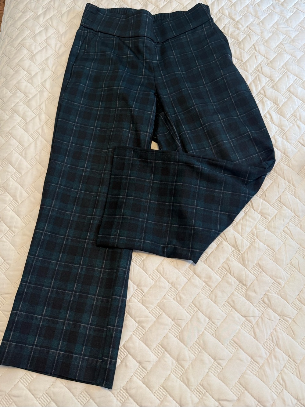 Liverpool Los Angeles Cropped Plaid Pants – Size Small